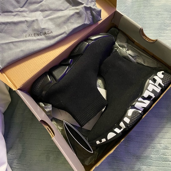Balenciaga Black Sneakers - Picture 1 of 7